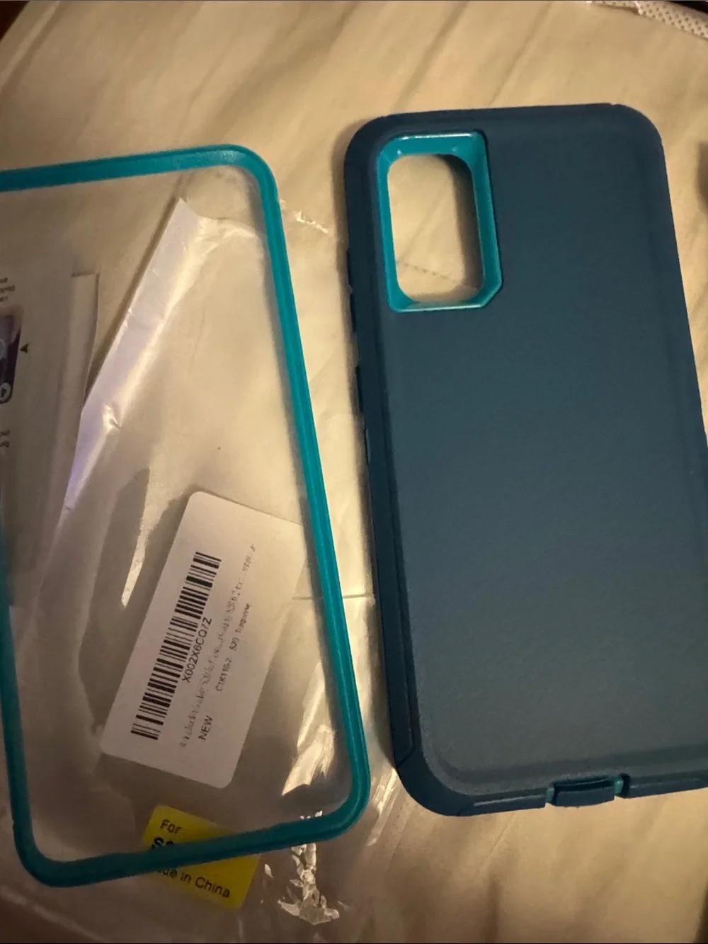 Samsung S20 Rugged Dual-Layer Case in Bright Teal